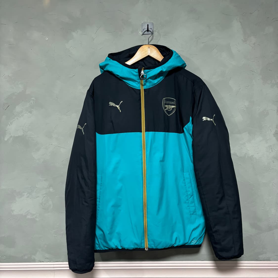 아스날 퓨마 양면 경량 패딩 상품이미지4