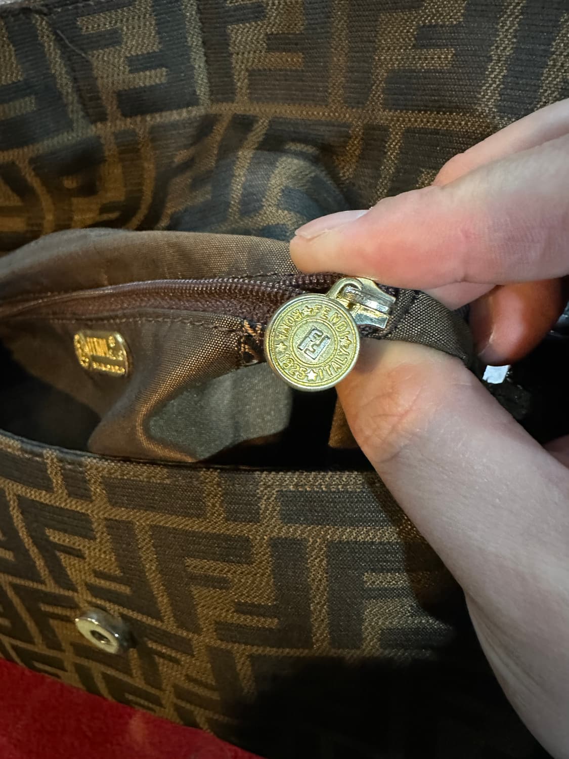 펜디 FF로고 미니 바게트백 상품이미지8