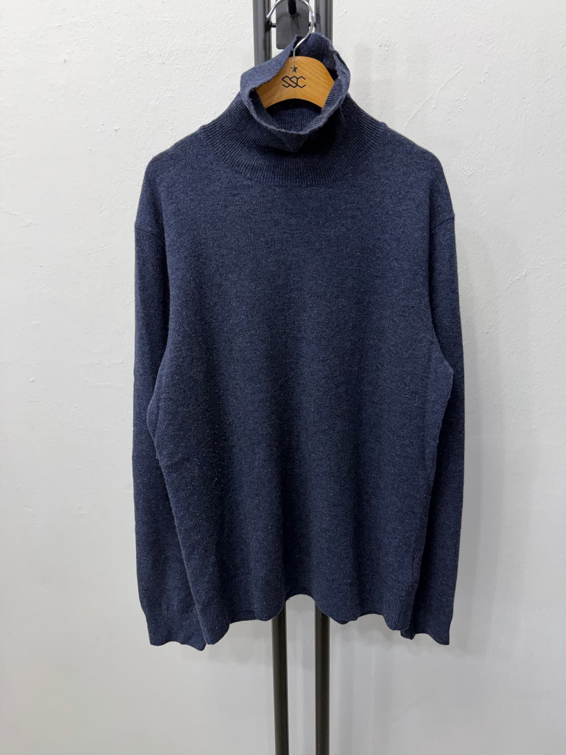 정품) COS 코스 남성 터틀넥 니트 M 상품이미지1