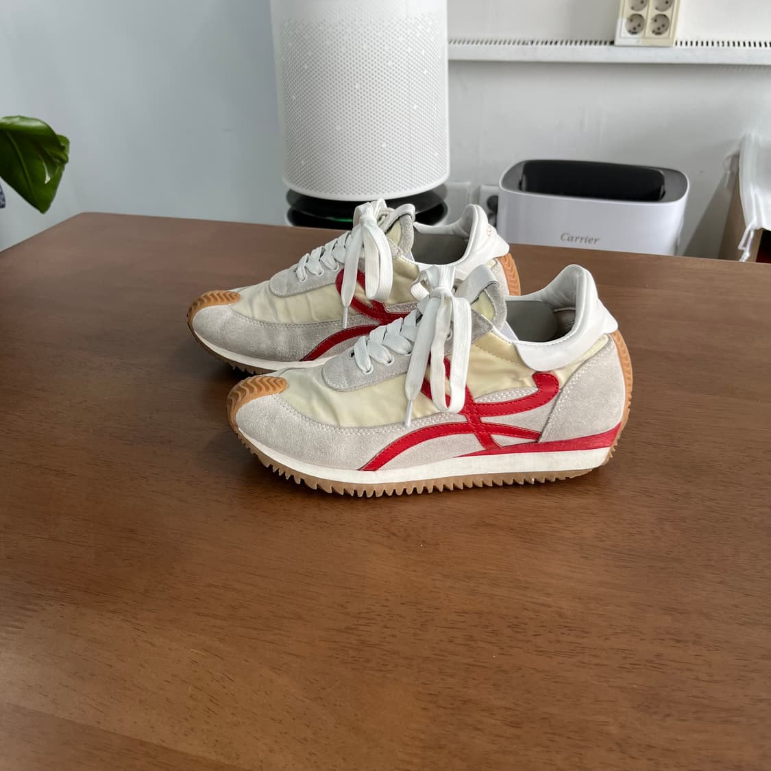 로에베 발레 러너 스니커즈 37 상품이미지1