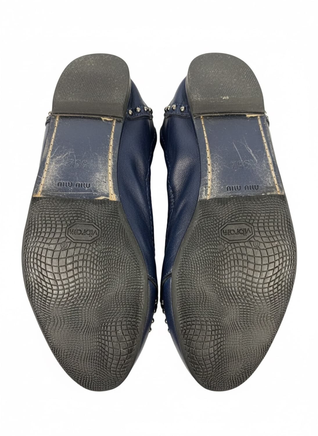 미우미우(Miu Miu) 크리스탈 스터드 플랫슈즈 225-230 상품이미지2