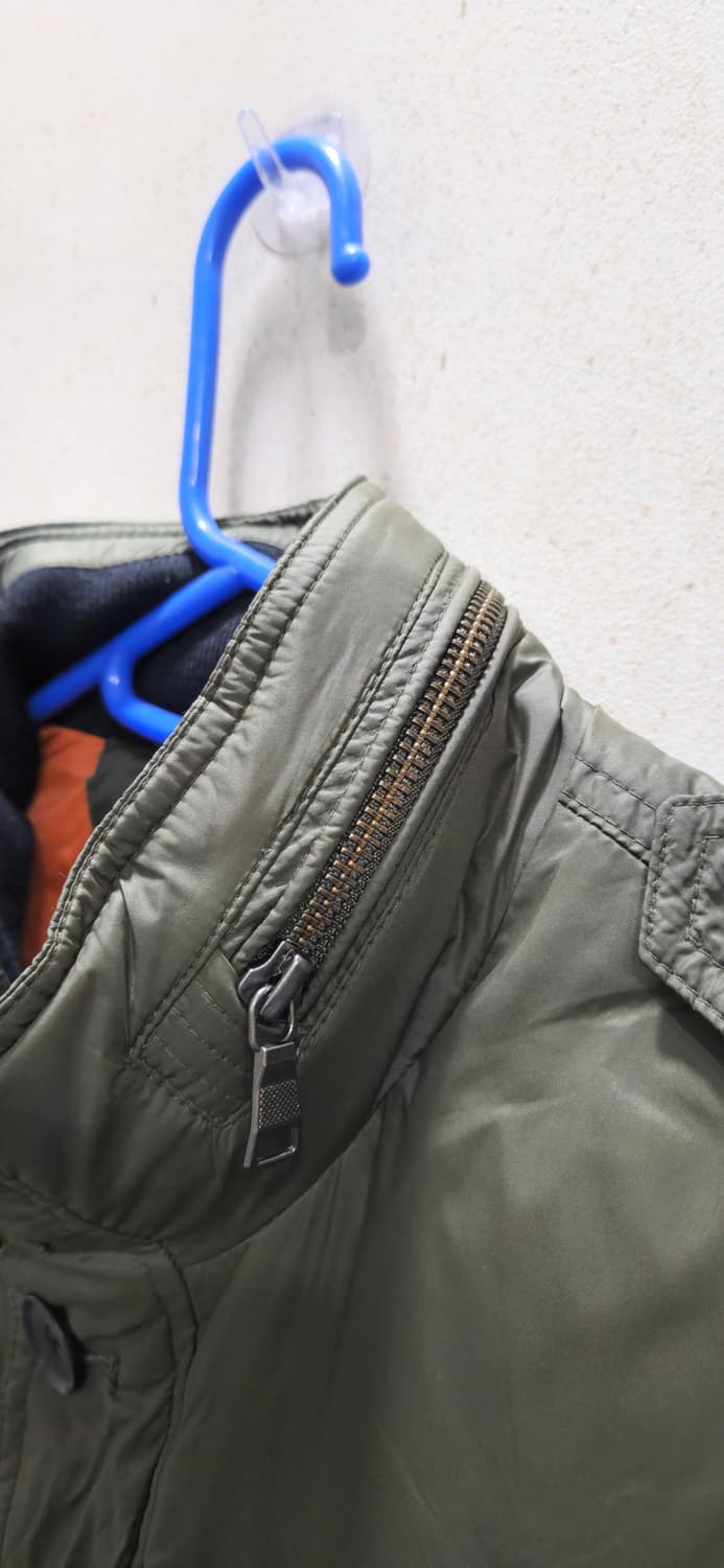 바나나리퍼블릭 카키 패딩 점퍼 M(100) 상품이미지4