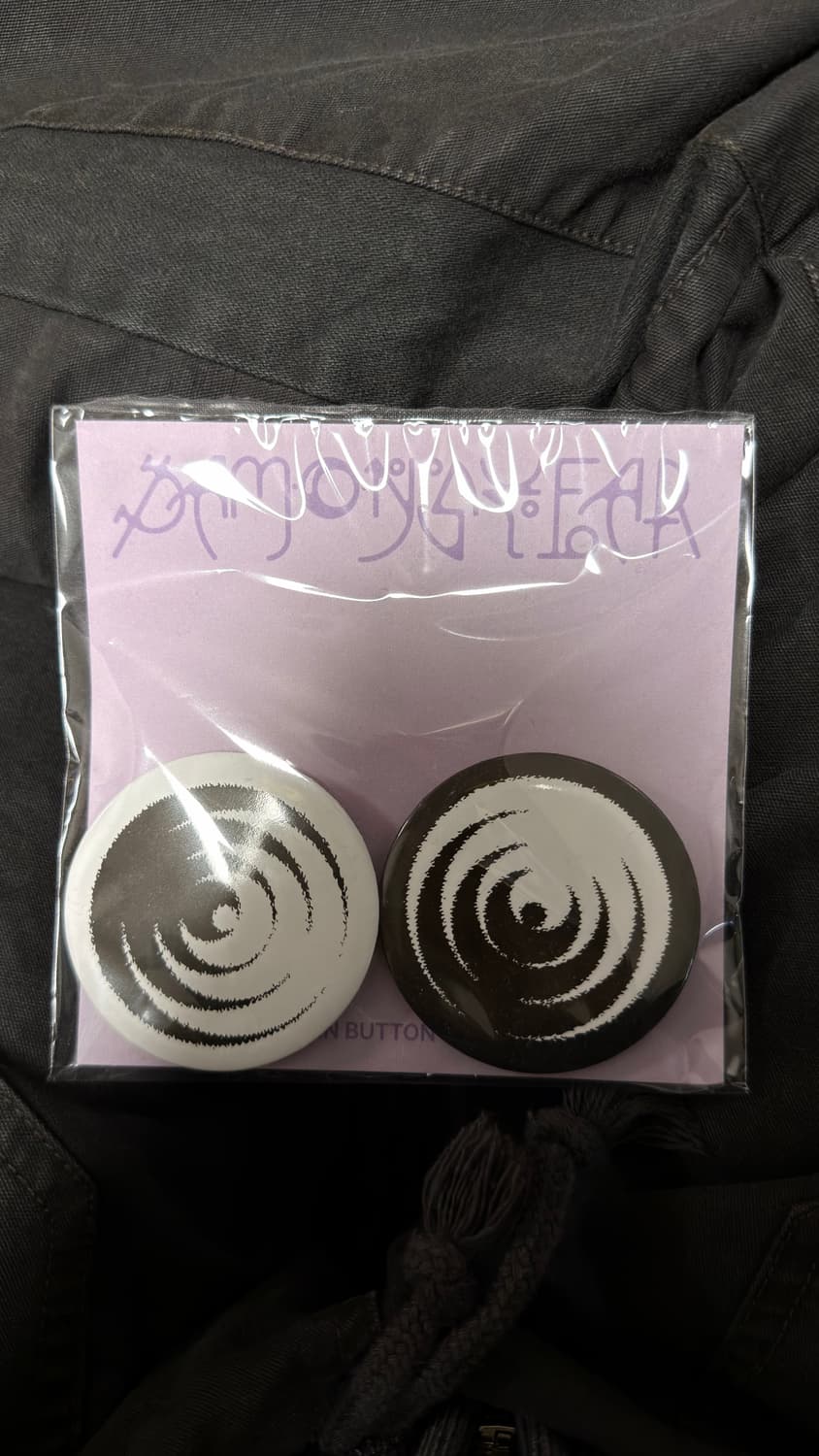 [미개봉] 데이먼스이어 MD 핀버튼 뱃지 상품이미지2