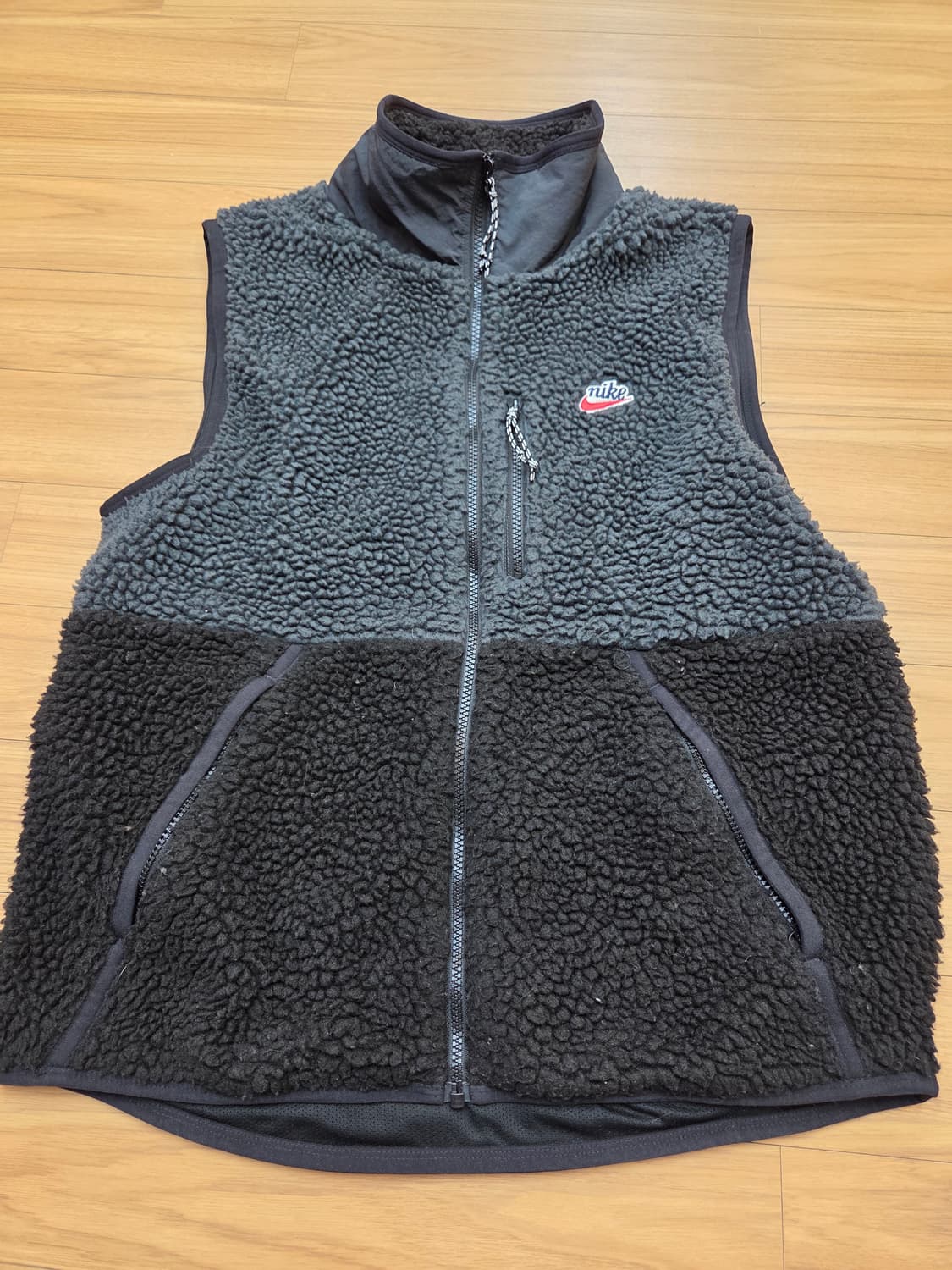 나이키 셰르파 플리스 양털 조끼 L사이즈입니다. 부드러운 셰르파 플리스  상품이미지1