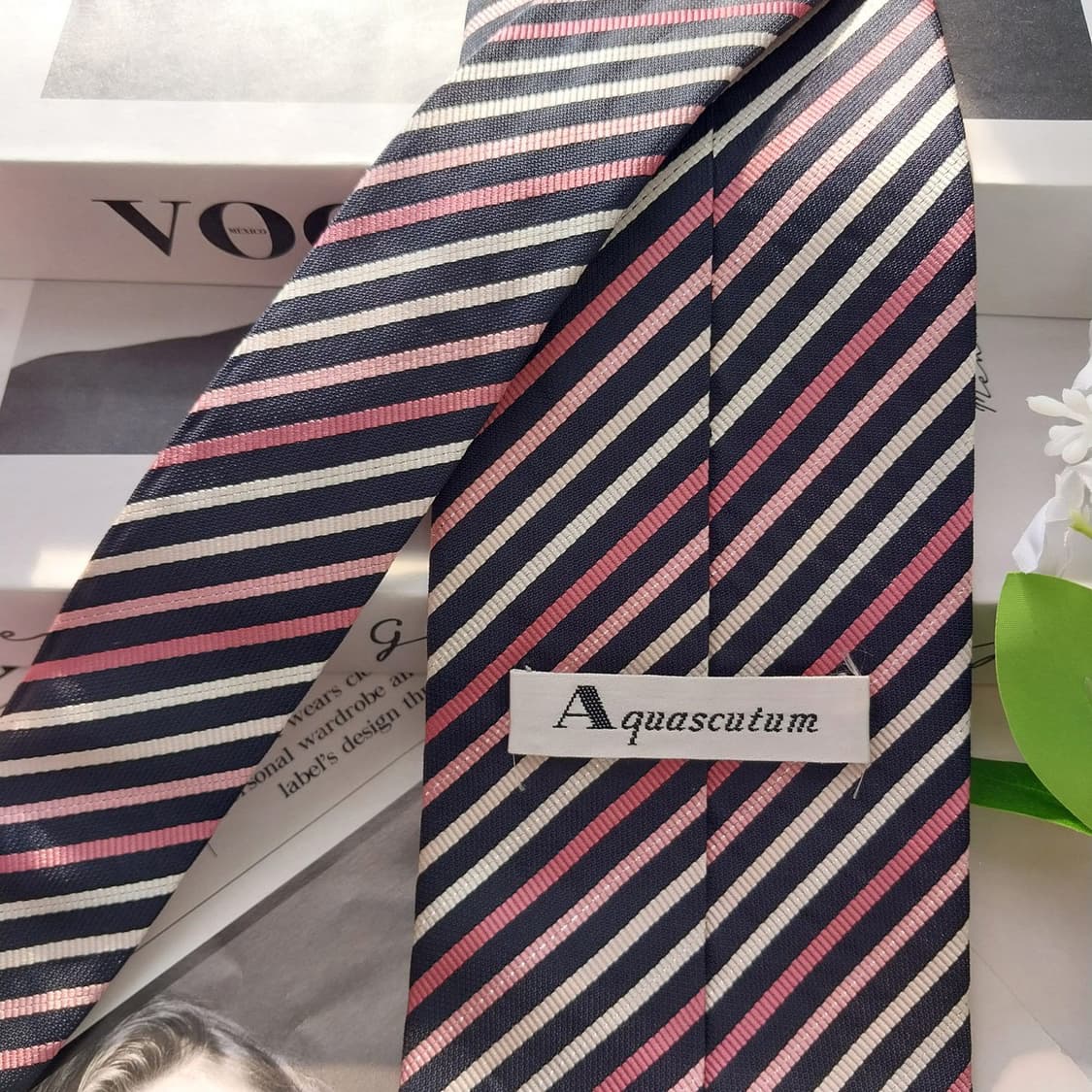 아쿠아스큐텀 실크 스트라이프 넥타이 9.5cm A+등급 K1987
 상품이미지6