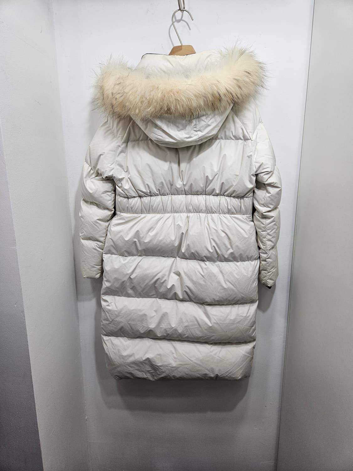 디스커버리(Discovery) 구스 롱패딩 아이보리  상품이미지10