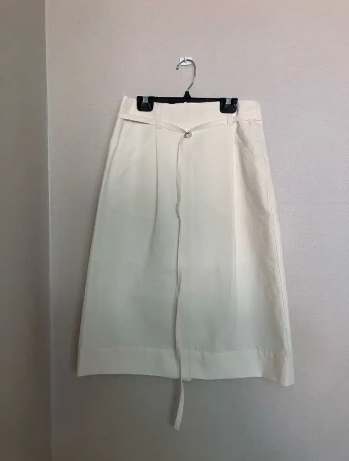 벨트 핀턱 미디스커트 상품이미지3