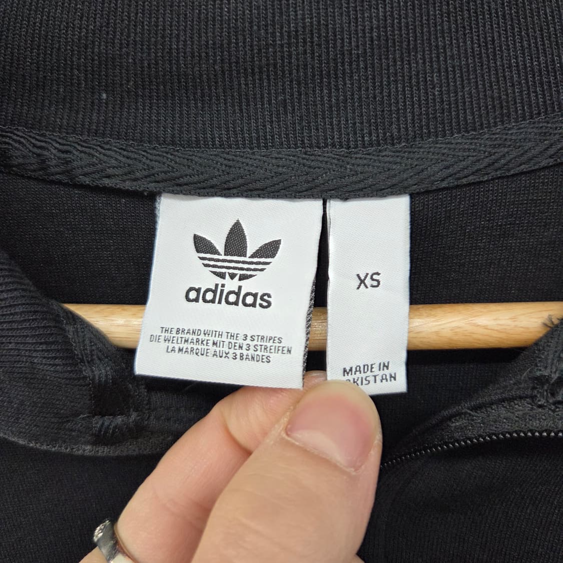 아디다스 삼선 블랙 하프집업 맨투맨 남xs 상품이미지4