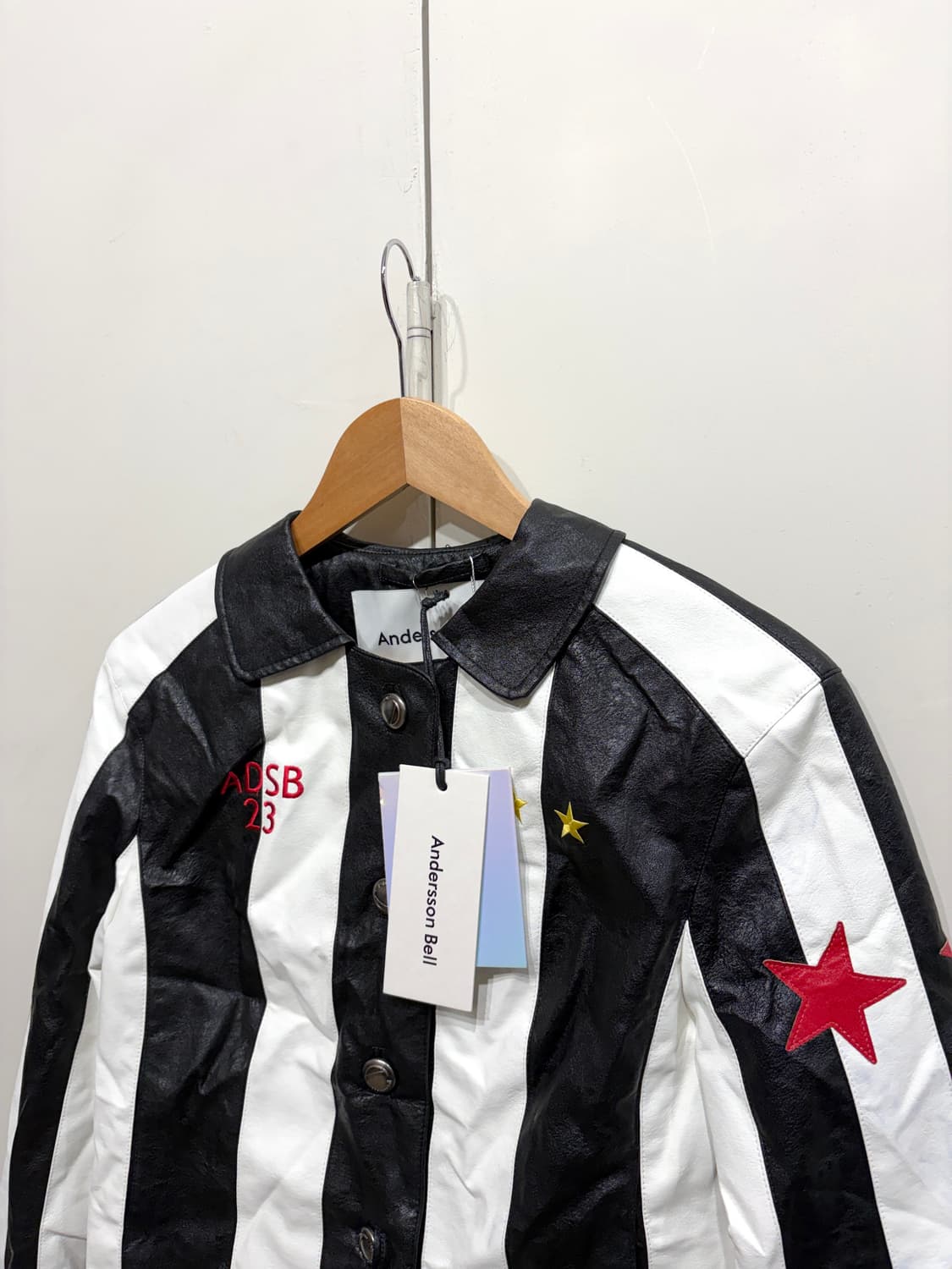 앤더슨벨 알레산드로 스트라이프 레더 자켓 상품이미지3