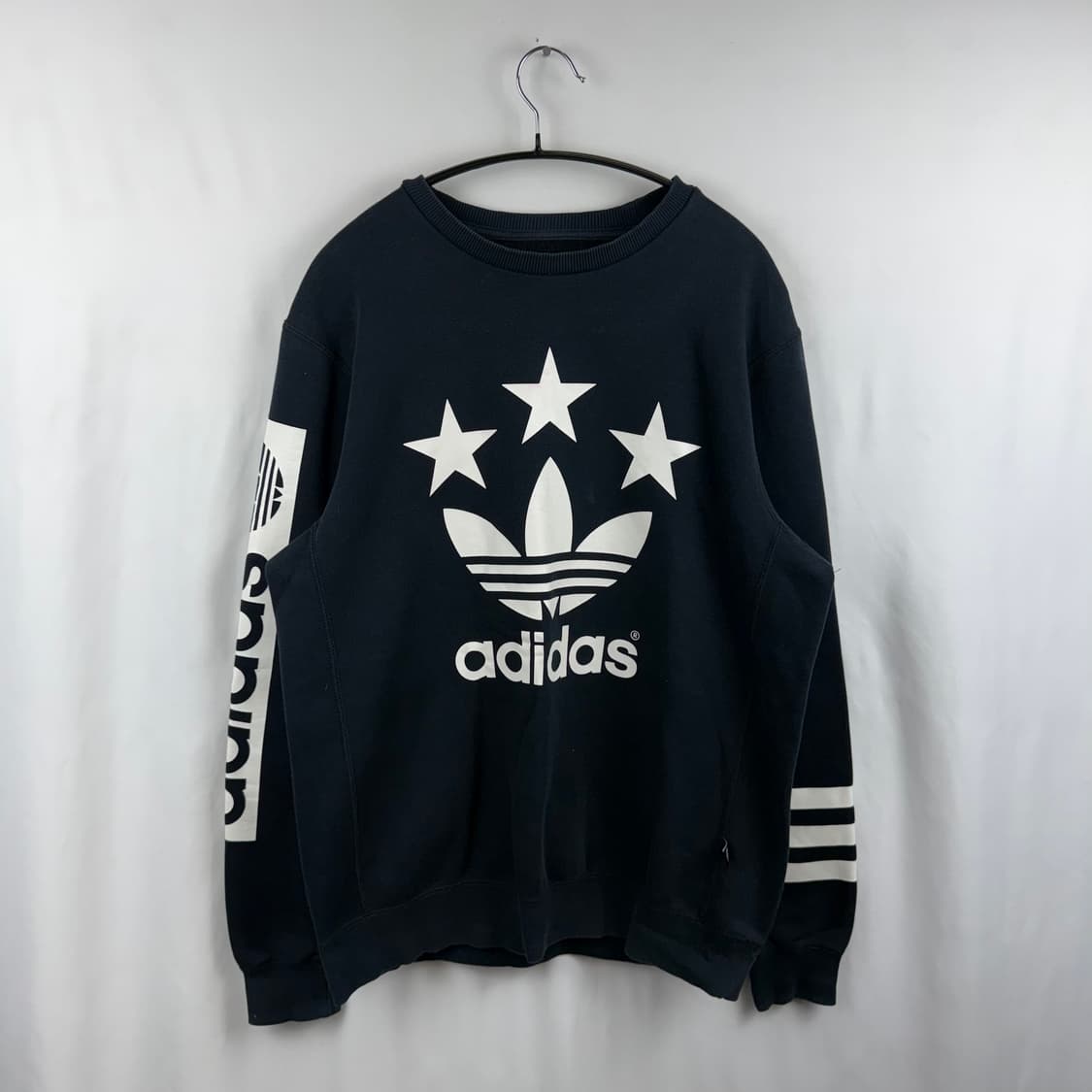 (100) 아디다스 빅 프린팅 맨투맨 블랙 상품이미지2