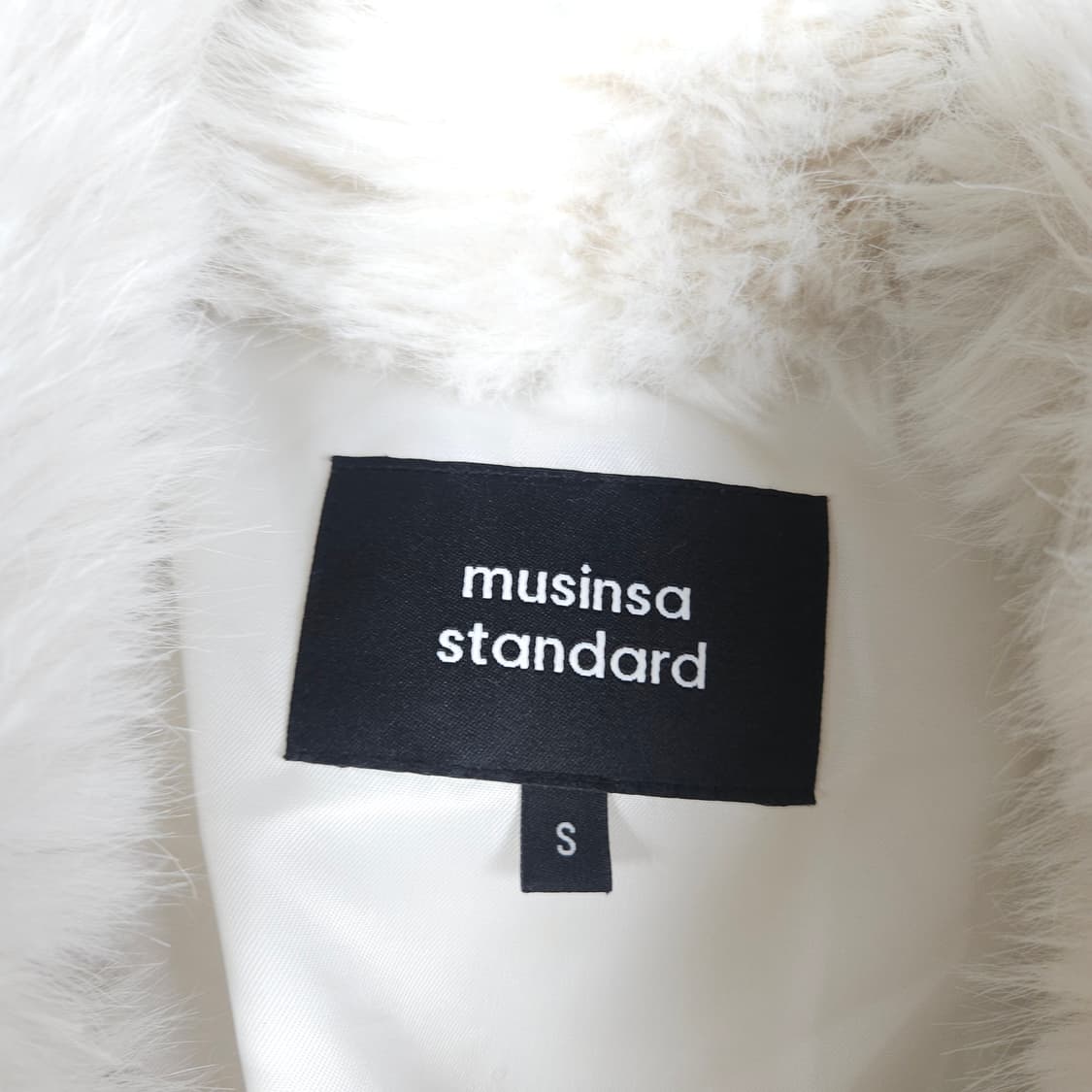 무신사 스탠다드 퍼 자켓 상품이미지3