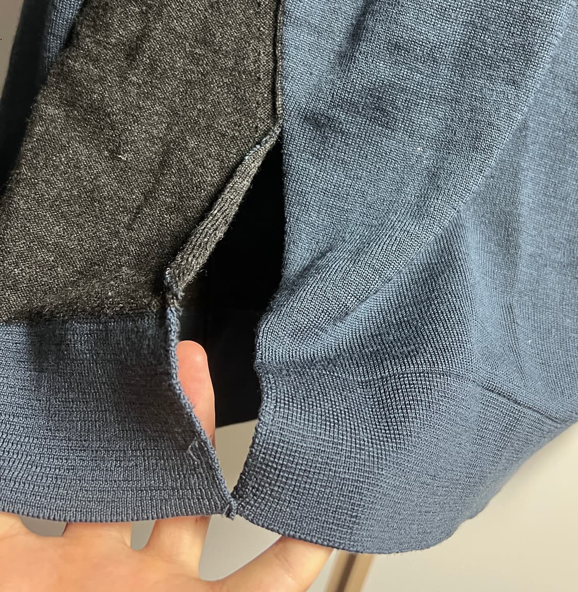 우영미 투톤 니트 상품이미지5