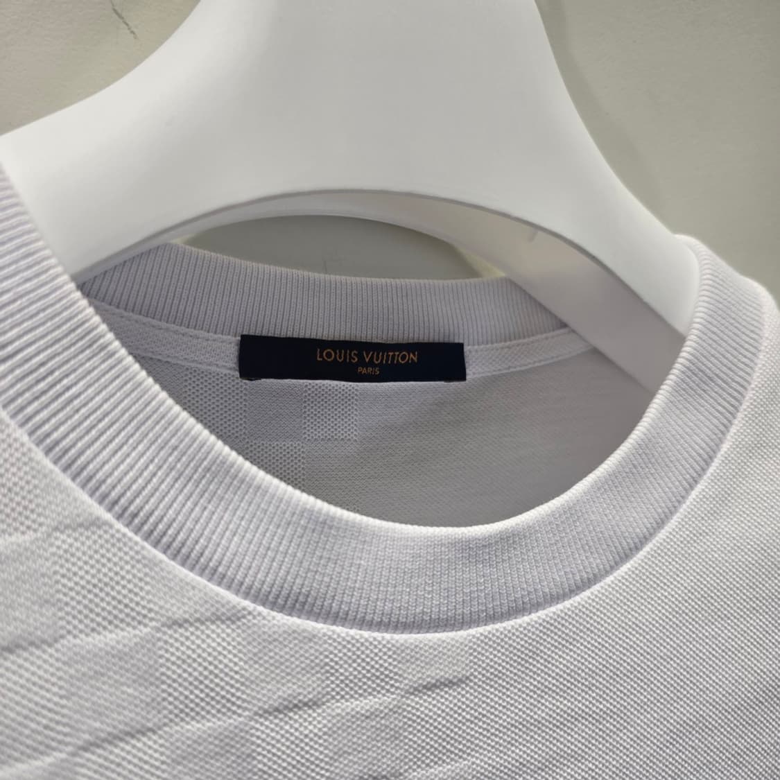 [중고/정품] 루이비통 하프 다미에 포켓 티셔츠 화이트 XL 상품이미지4