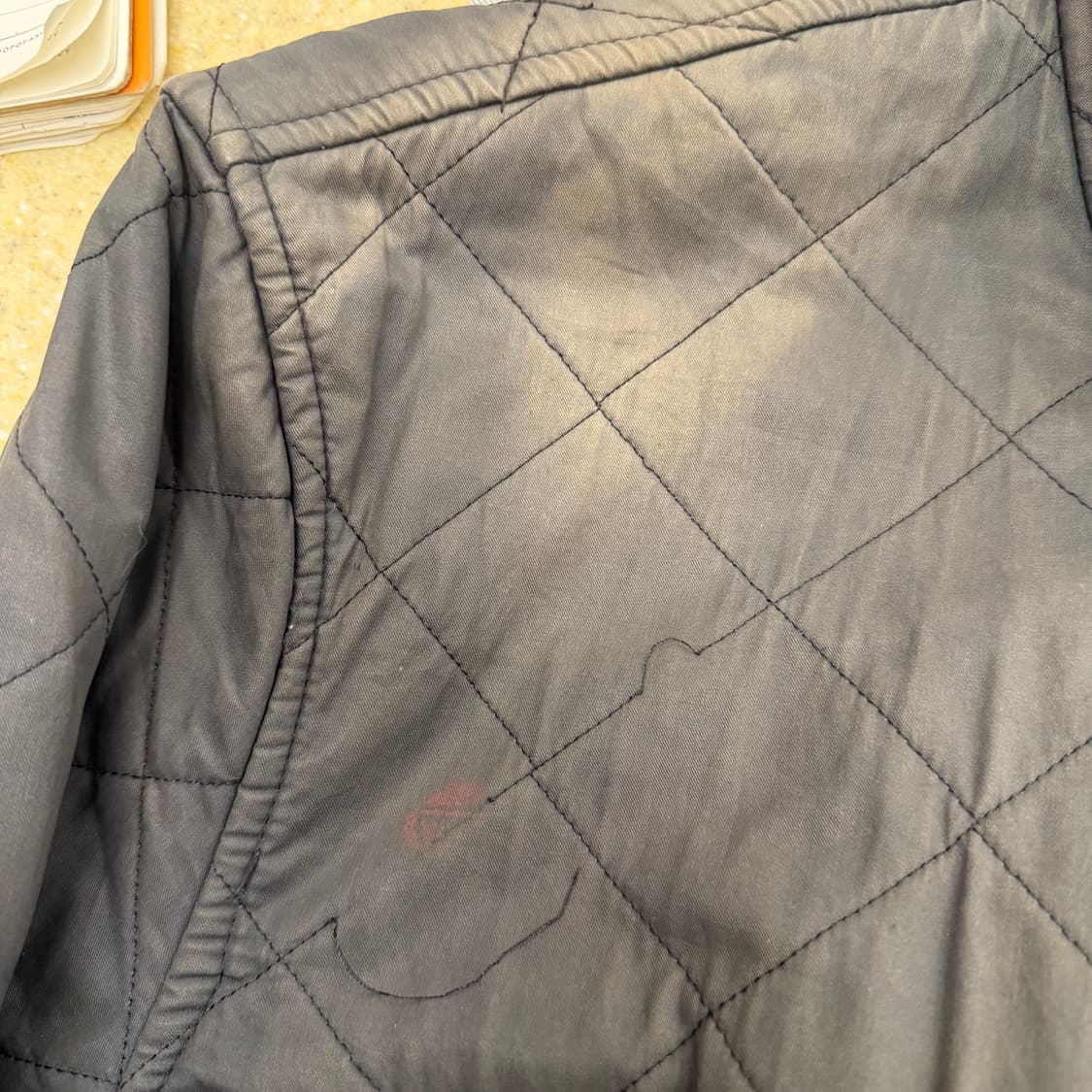 바버 퀄팅 자켓 코듀로이 카라 배색 지퍼 포켓 디테일 레귤러핏 차콜 상품이미지8