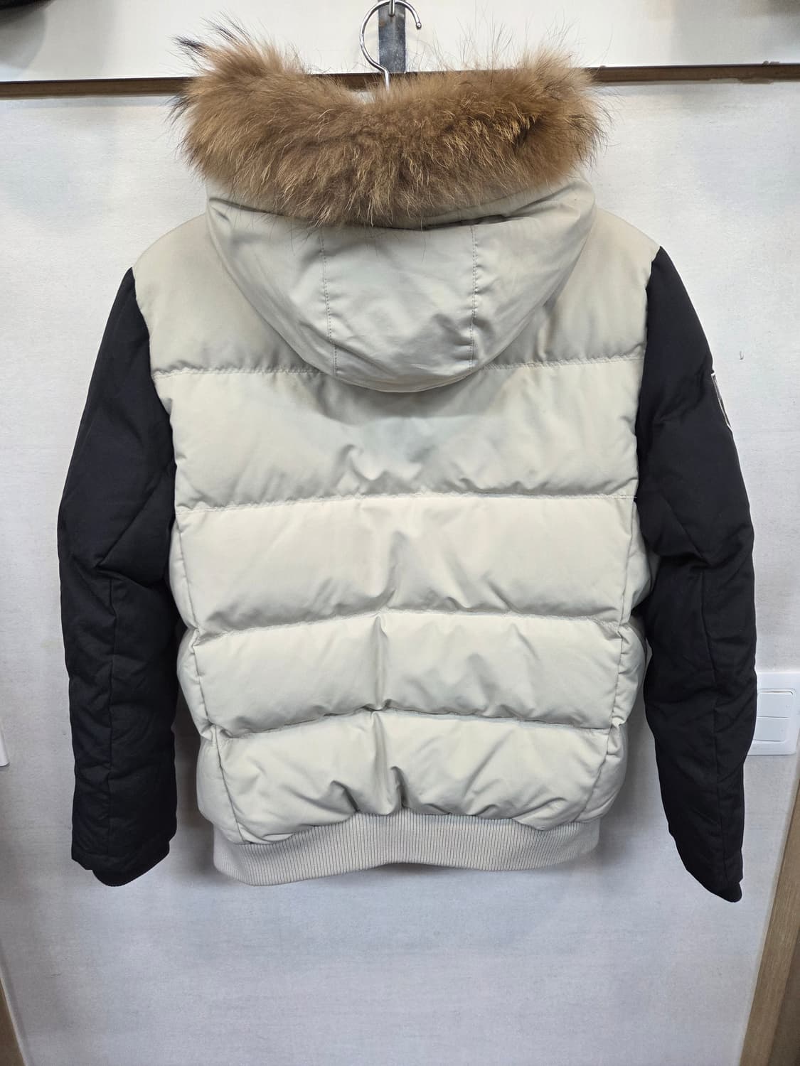 엠엘비 뉴욕양키즈 라쿤퍼 덕다운 패딩 자켓 xl 상품이미지2