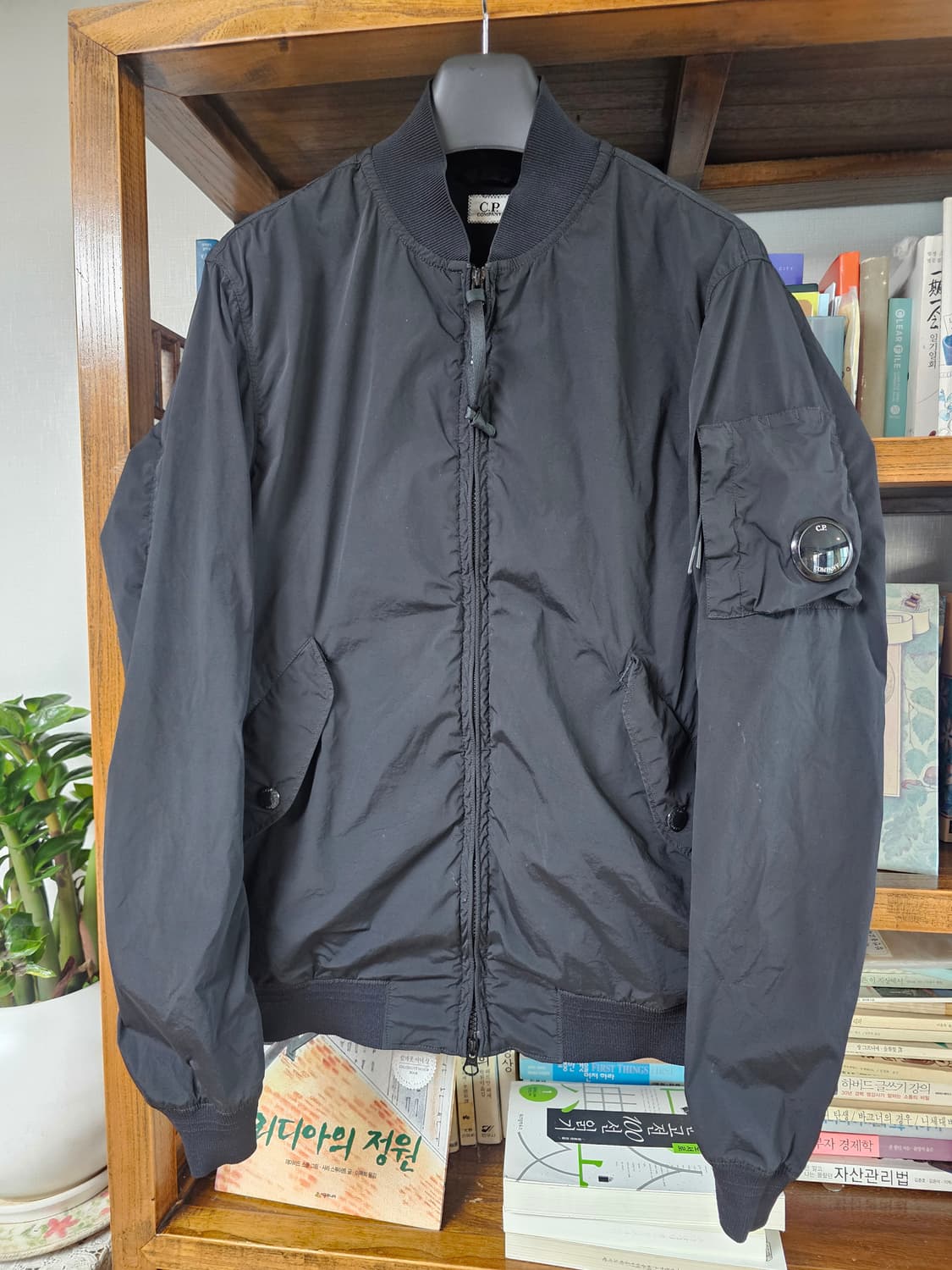 씨피컴퍼니 봄버 나일론 자켓 팔아요 cp 95 100 ma1 마원  바람 상품이미지1