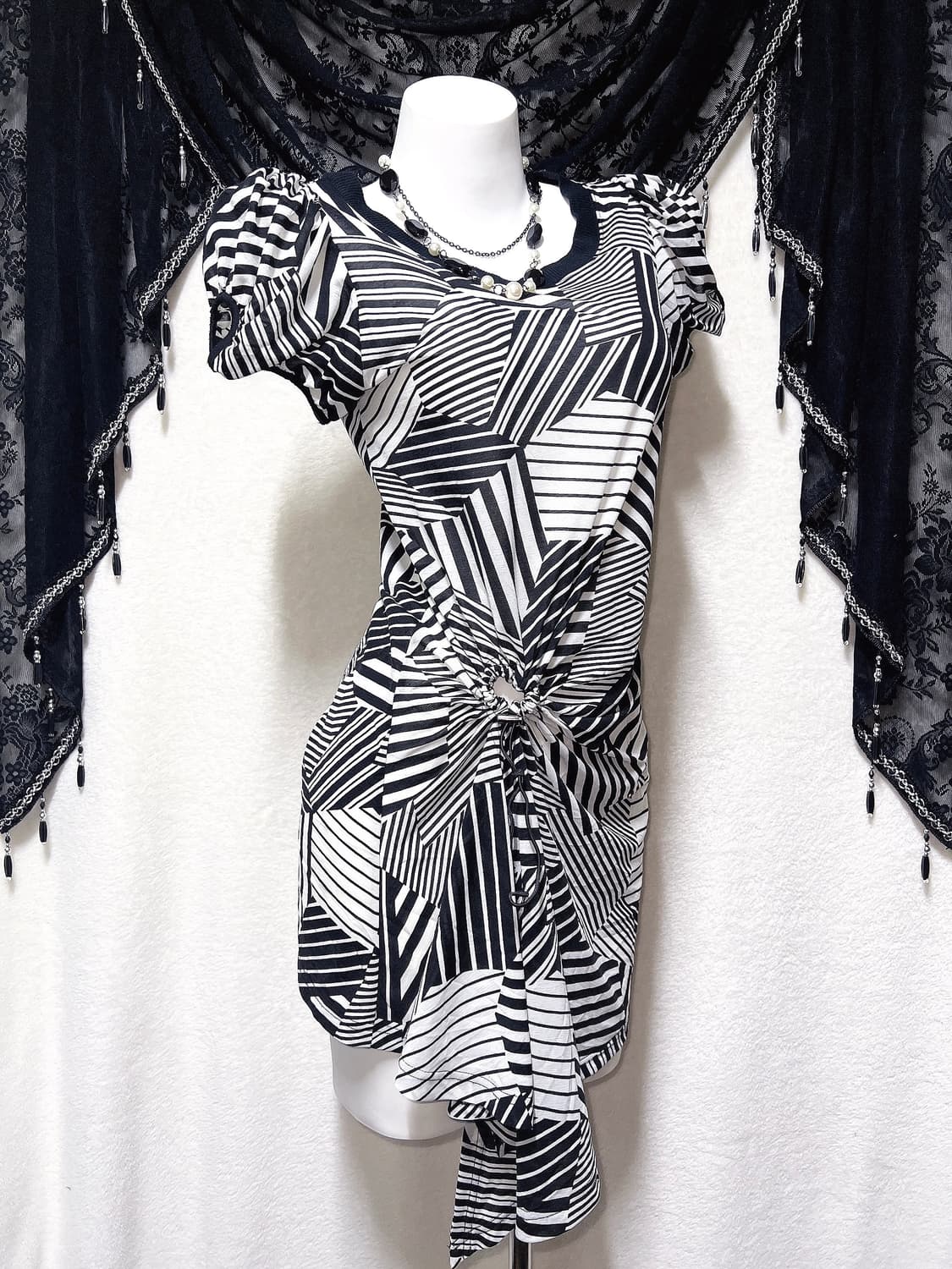 오네갸루 히메 기하학패턴 매듭셔링 퍼프숄더 미니원피스 아게하 헤이세이 상품이미지2