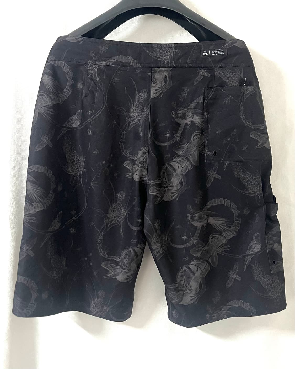 나이키 ACG 블랙 패턴 반바지 상품이미지2