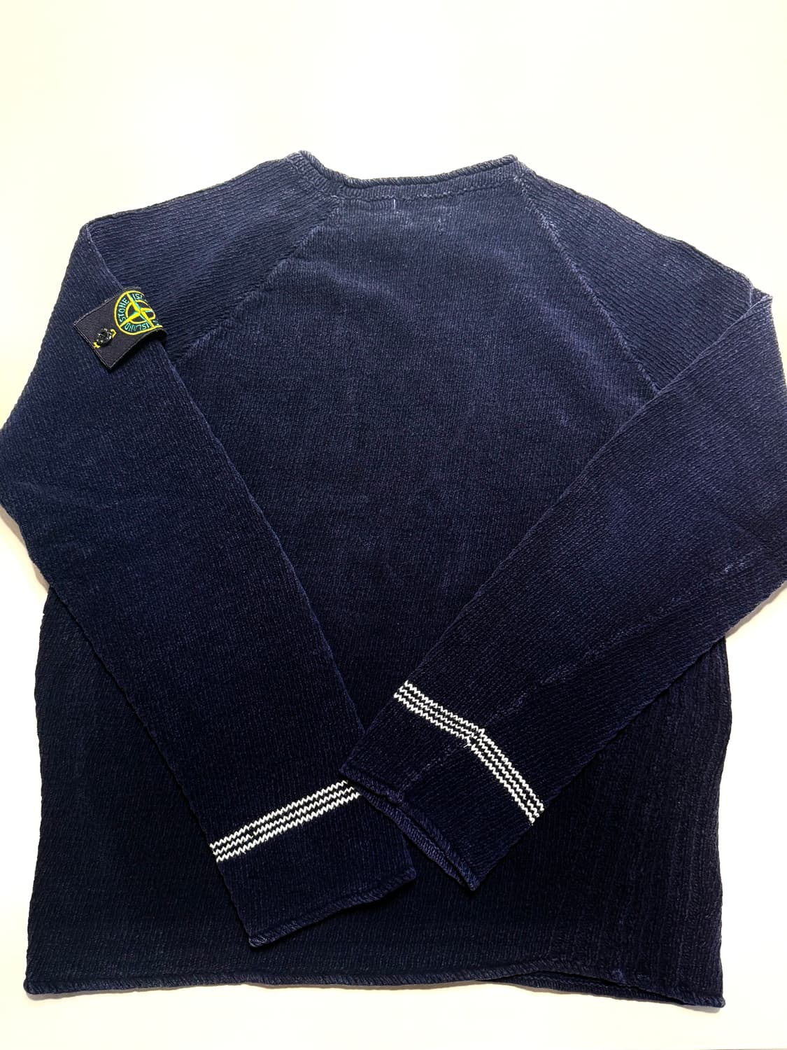 스톤아일랜드 네이비 니트 스웨터 2022아카이브 한정판 상품이미지2