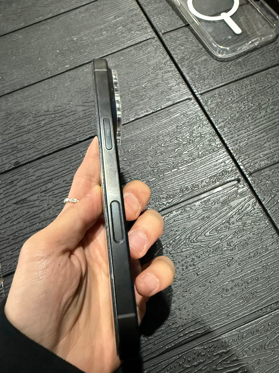 아이폰16pro 블랙티타늄 256g 상품이미지5