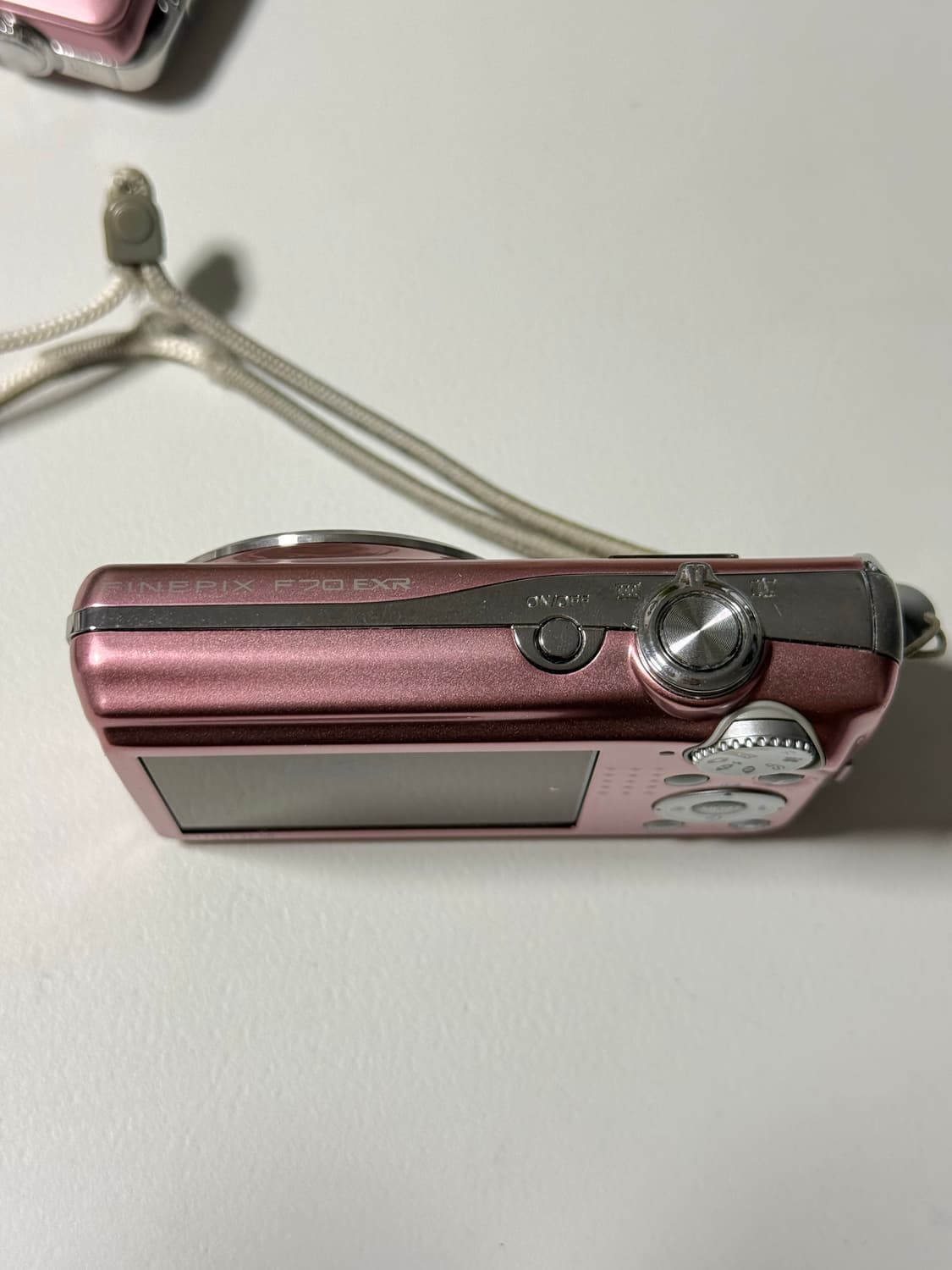 아일릿 원희 카메라 후지필름 파인픽스 F70EXR 상품이미지5