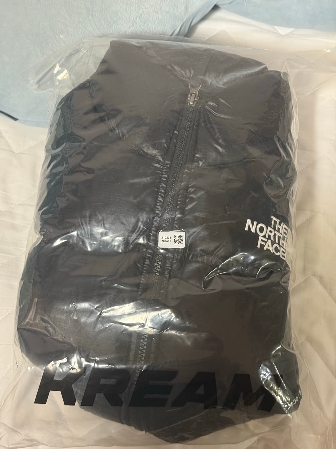 노스페이스 패딩 눕시 숏 자켓 블랙 상품이미지1