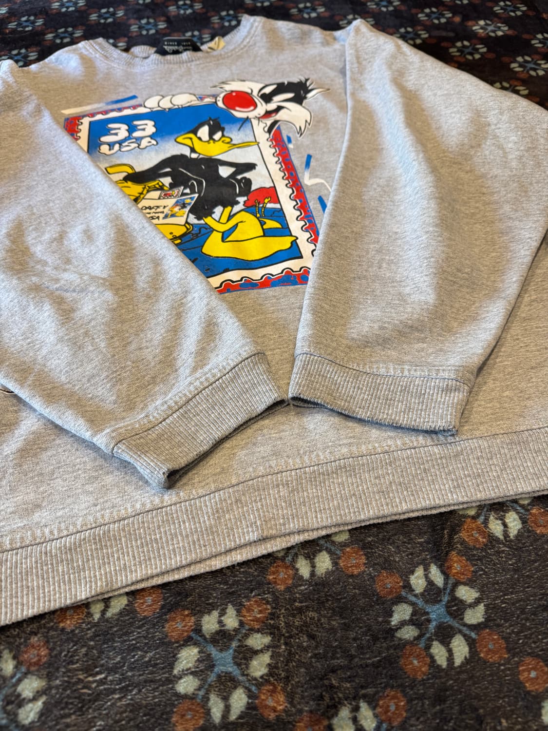 루니툰즈 스웻셔츠 상품이미지3