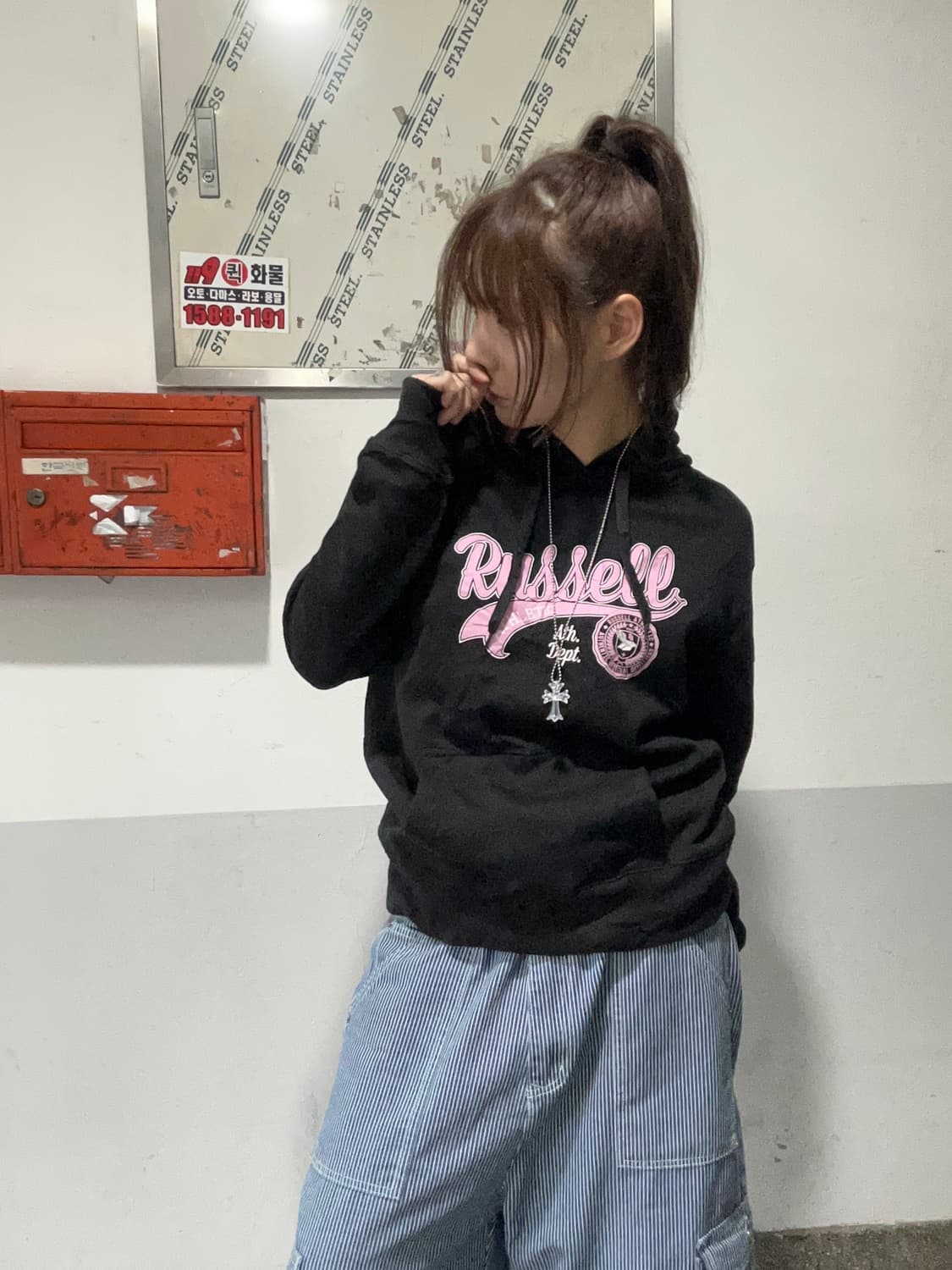 90s RUSSEL 올드스쿨 블랙&핑크 후디 상품이미지1