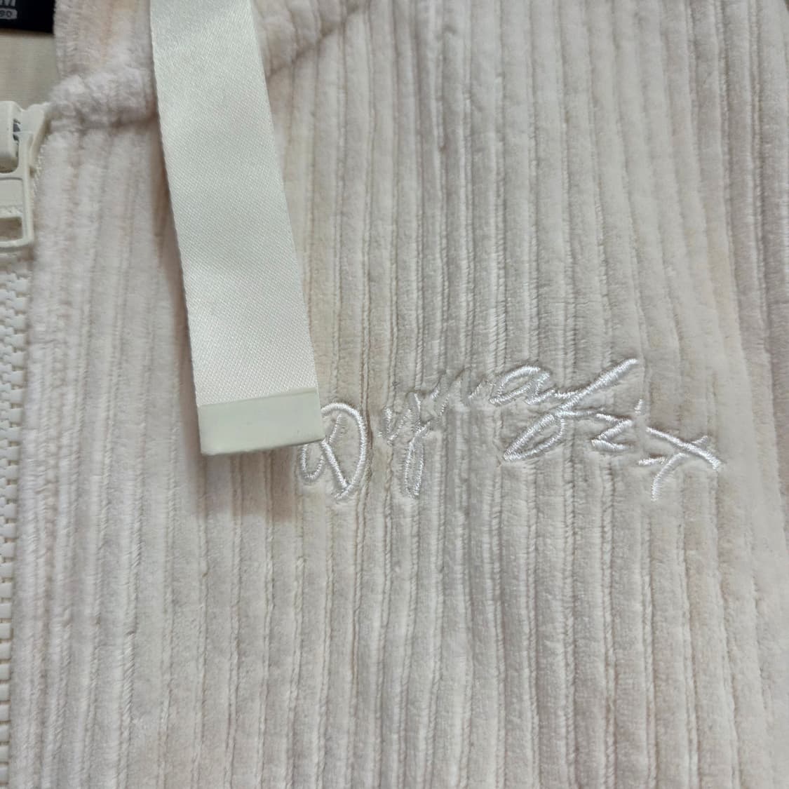 다이나핏 여성 세미오버핏 브리즈 코듀로이 집업 YWU23105 상품이미지4