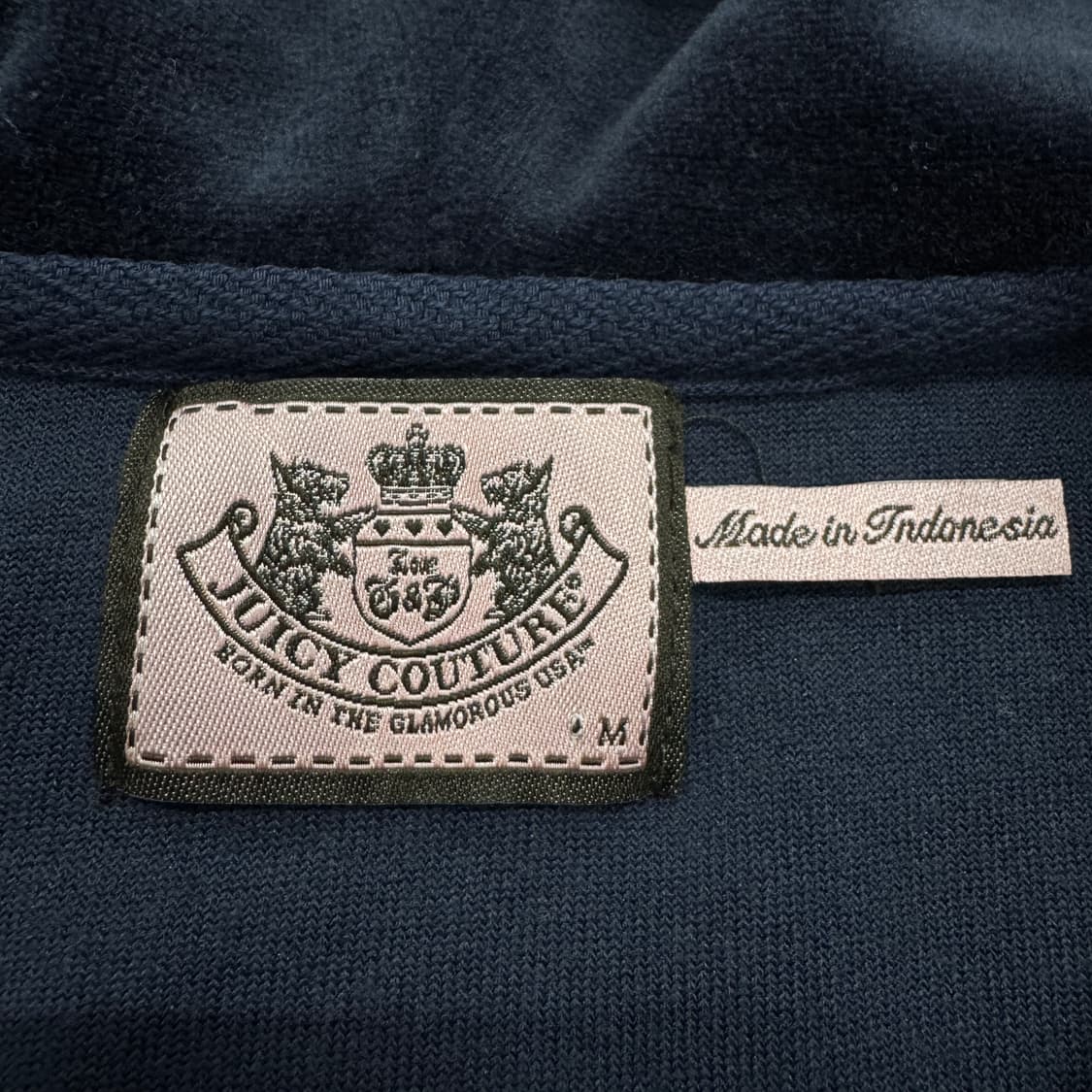 쥬시꾸뛰르 Y2K 딱붙 크롭 벨벳 후드집업 상품이미지5