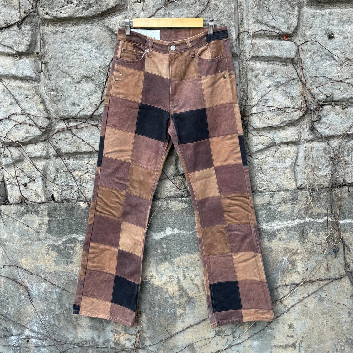 앤더슨밸 가죽패치 패치워크 프린팅 부츠컷 팬츠 상품이미지1