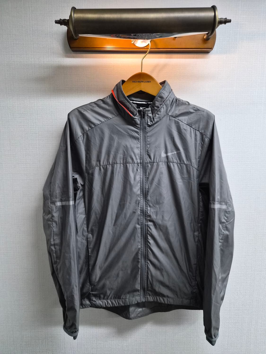 M) 나이키 러닝 바람막이 팝니다 상품이미지1