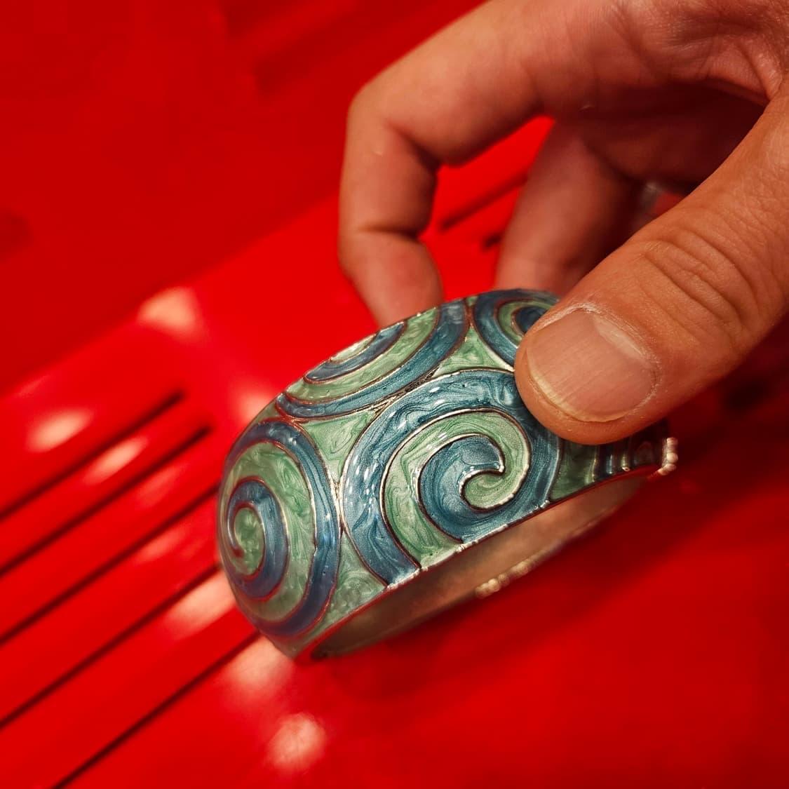 에나멜 클램퍼 볼드 빈티지 뱅글 브레슬릿 Free size 상품이미지4