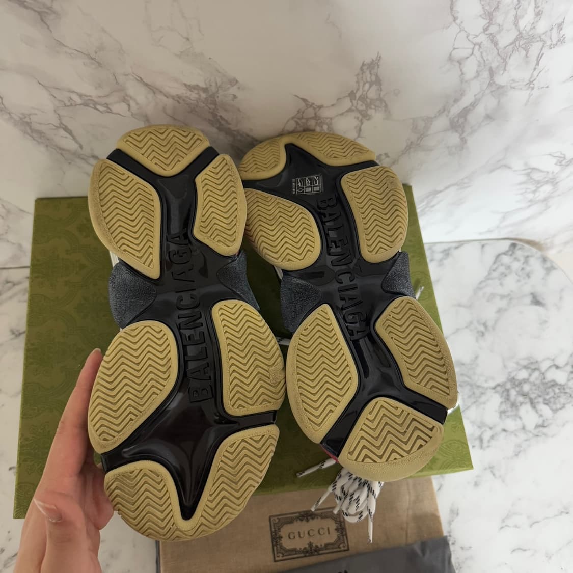 [36] 구찌 발렌시아가 트리플 S  상품이미지4