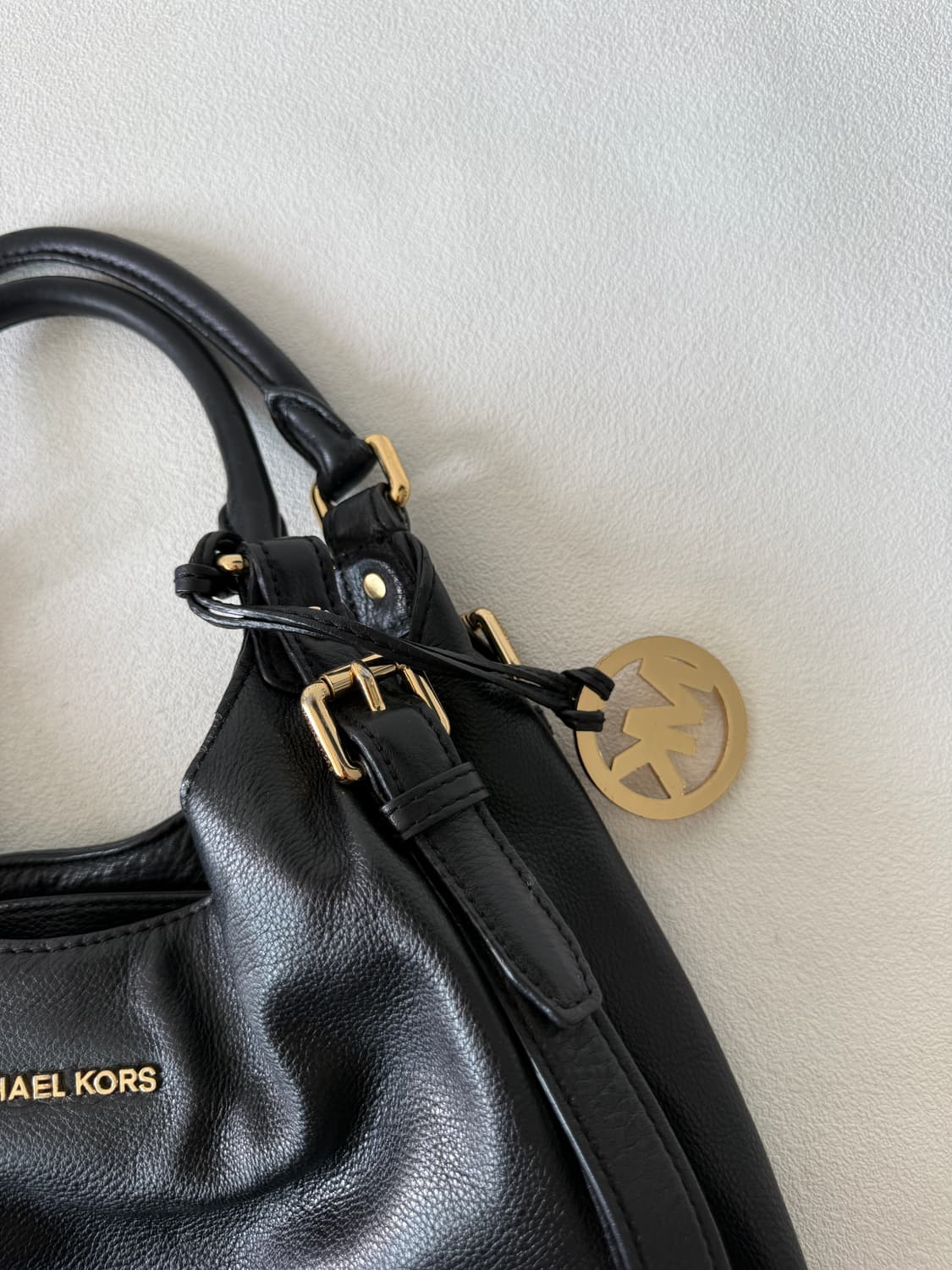 마이클 코어스(MICHAEL KORS) 레더 숄더백 상품이미지5