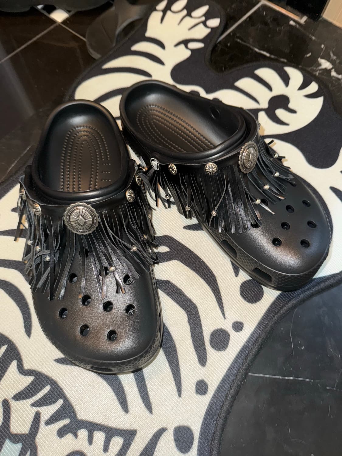 crocs 크록스 블랙 상품이미지3