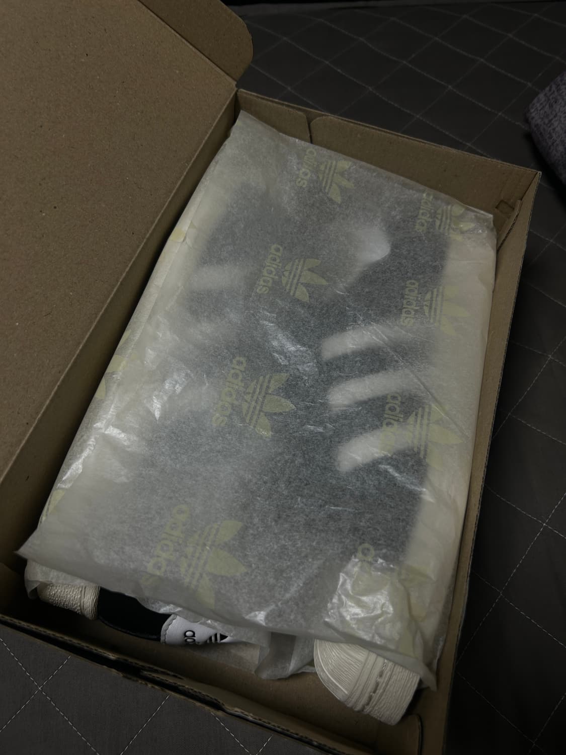 (새상품) 아디다스 슈퍼스타 82 상품이미지5