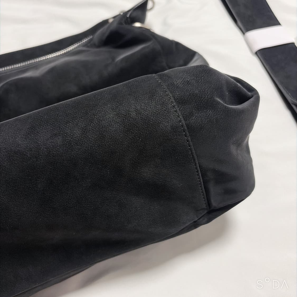 hieta 히에타 블랙 Maxie bag 맥시 백(구성품포함) 상품이미지4