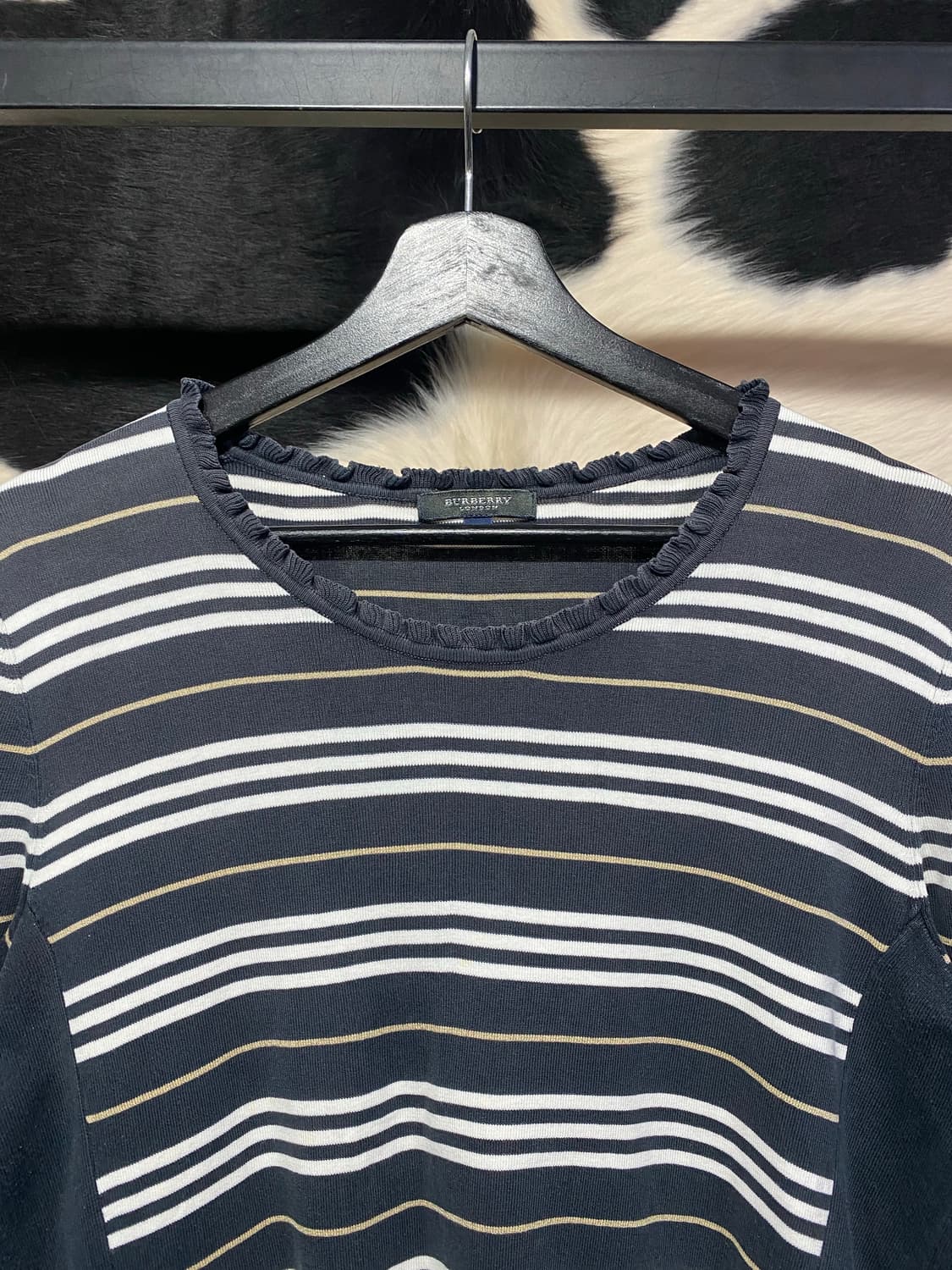 Burberry 프릴 디테일 글리터 스트라이프 니트 상품이미지2