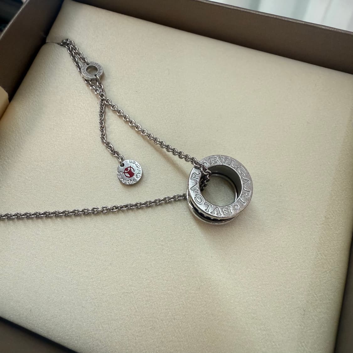 불가리 세이브더칠드런 비제로원 락 목걸이 상품이미지6