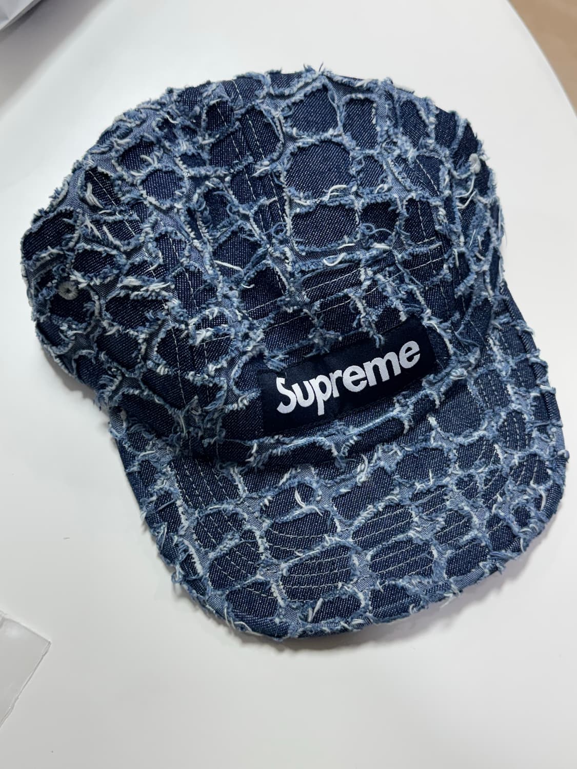 슈프림 프레이드 크록 데님 캠프캡 인디고- 25SS 상품이미지1