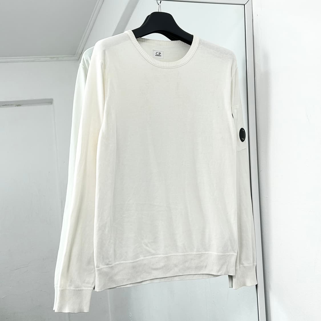 CP 컴퍼니 22SS 렌즈 크루넥 니트 상품이미지1