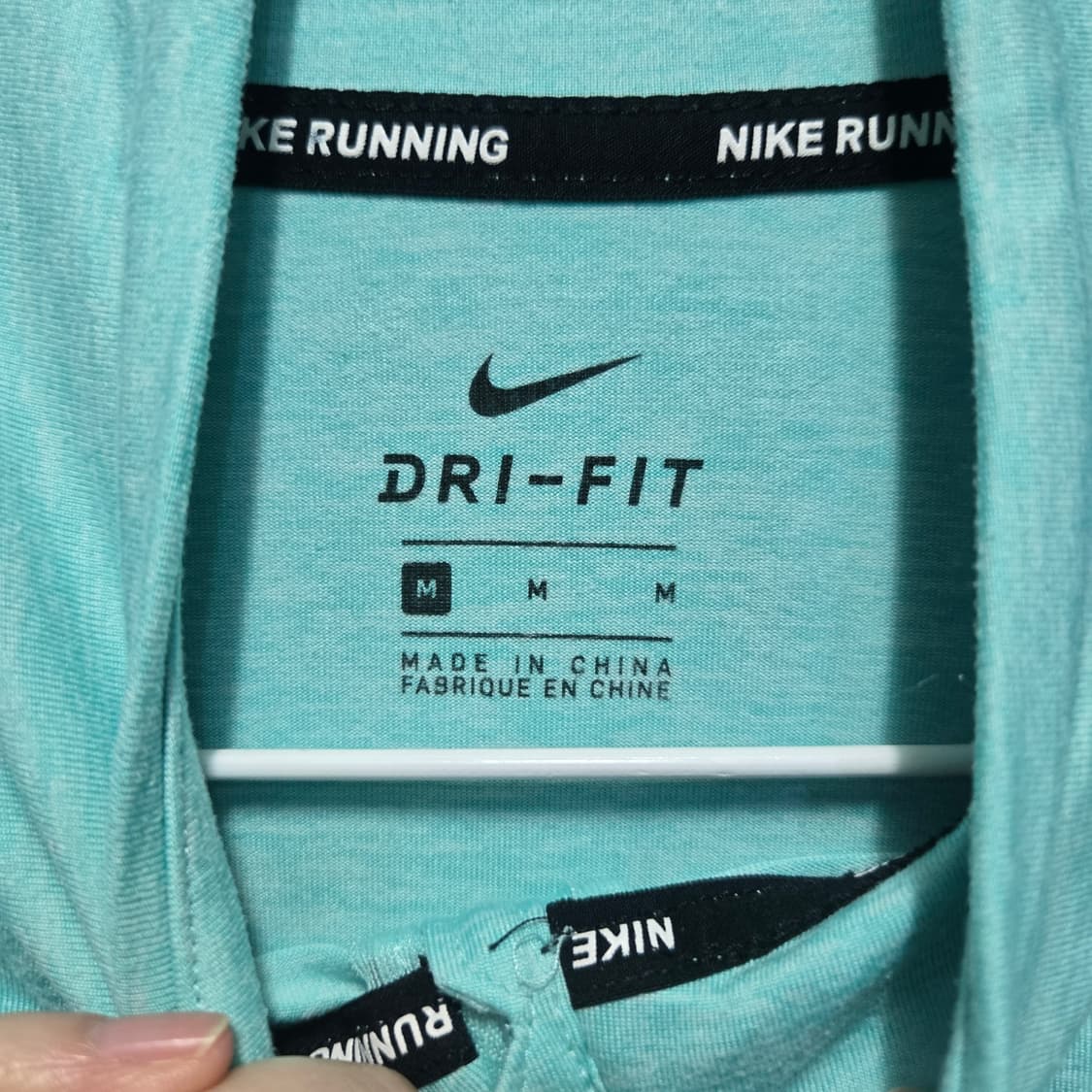 나이키 스우시 드라이핏 러닝 하프집업  상품이미지4