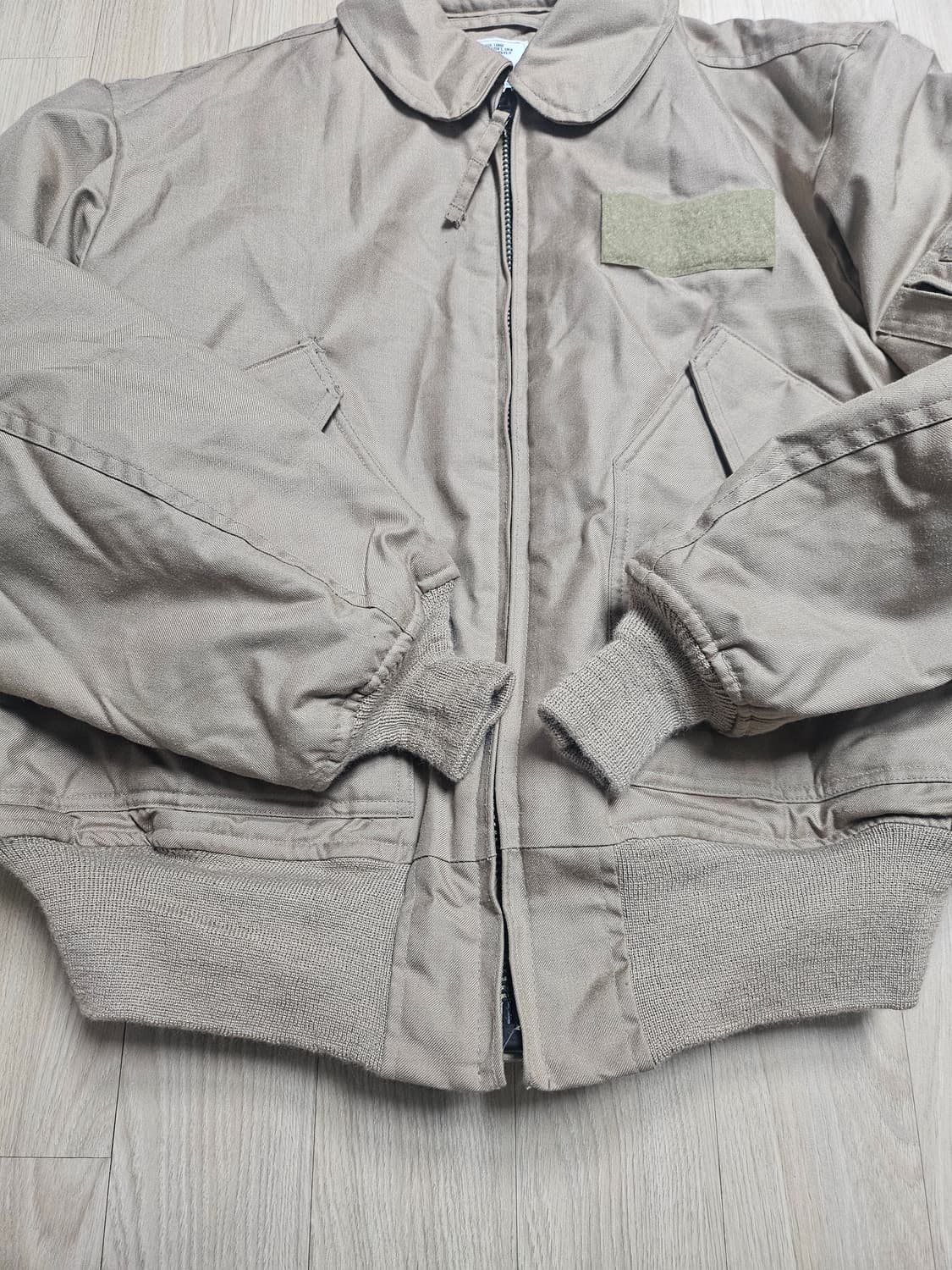 미군오리지날 CWU45P 데드스탁 탄색 라지 상품이미지5