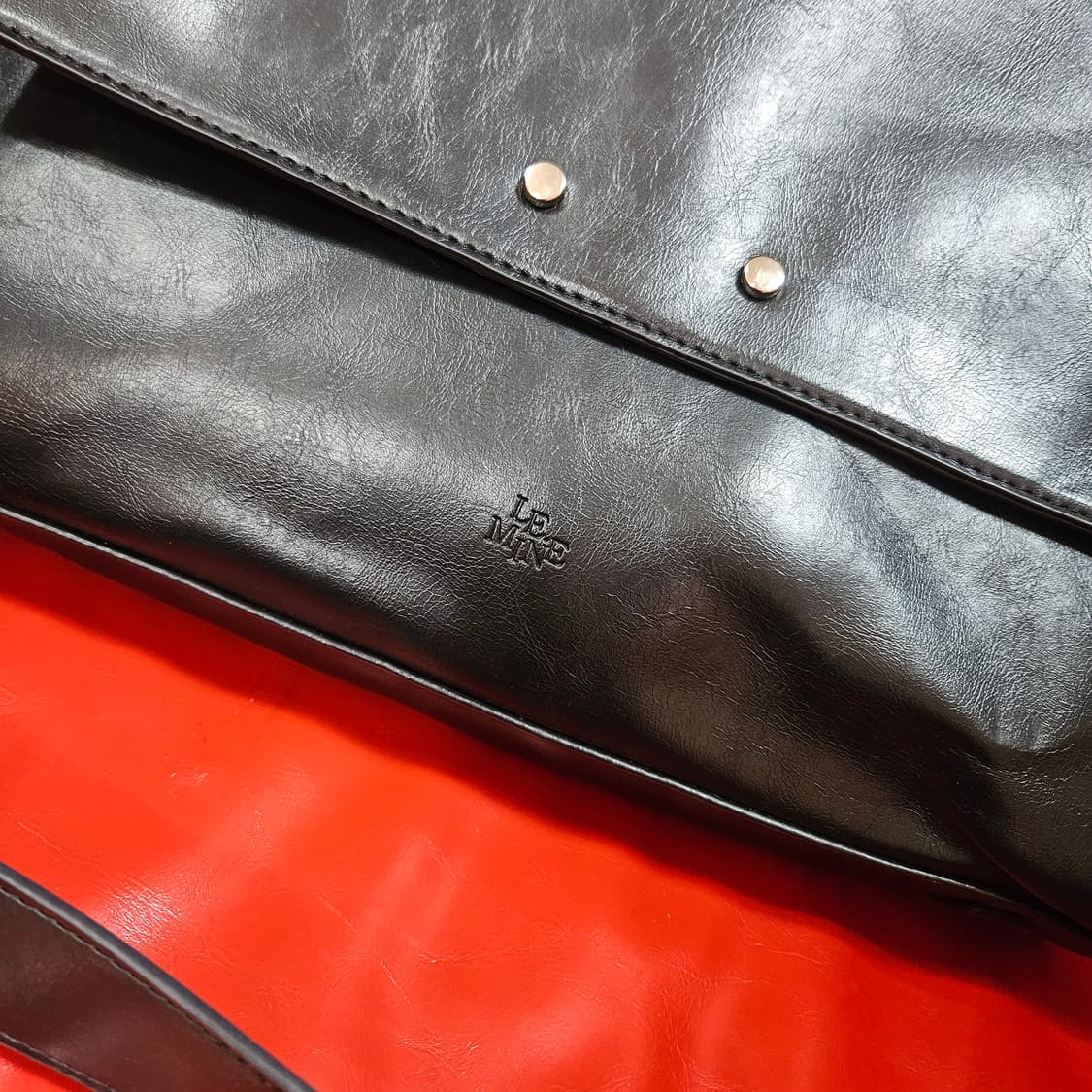 르마인(Lemine) 가죽 미니포켓 크로스백 상품이미지2