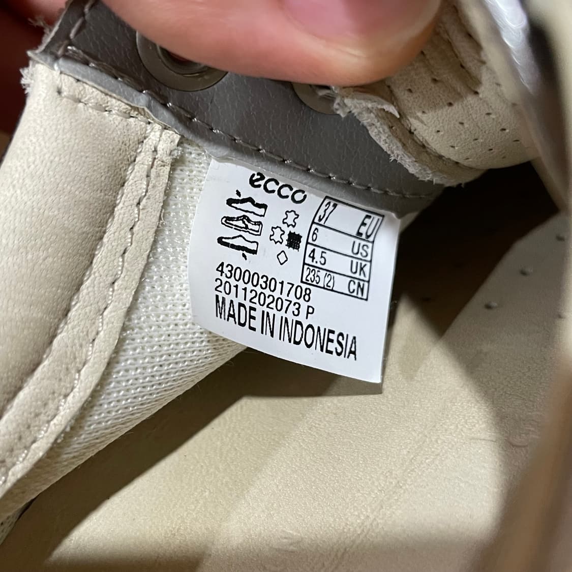 ECCO 에코 실버 스니커즈 235 상품이미지9