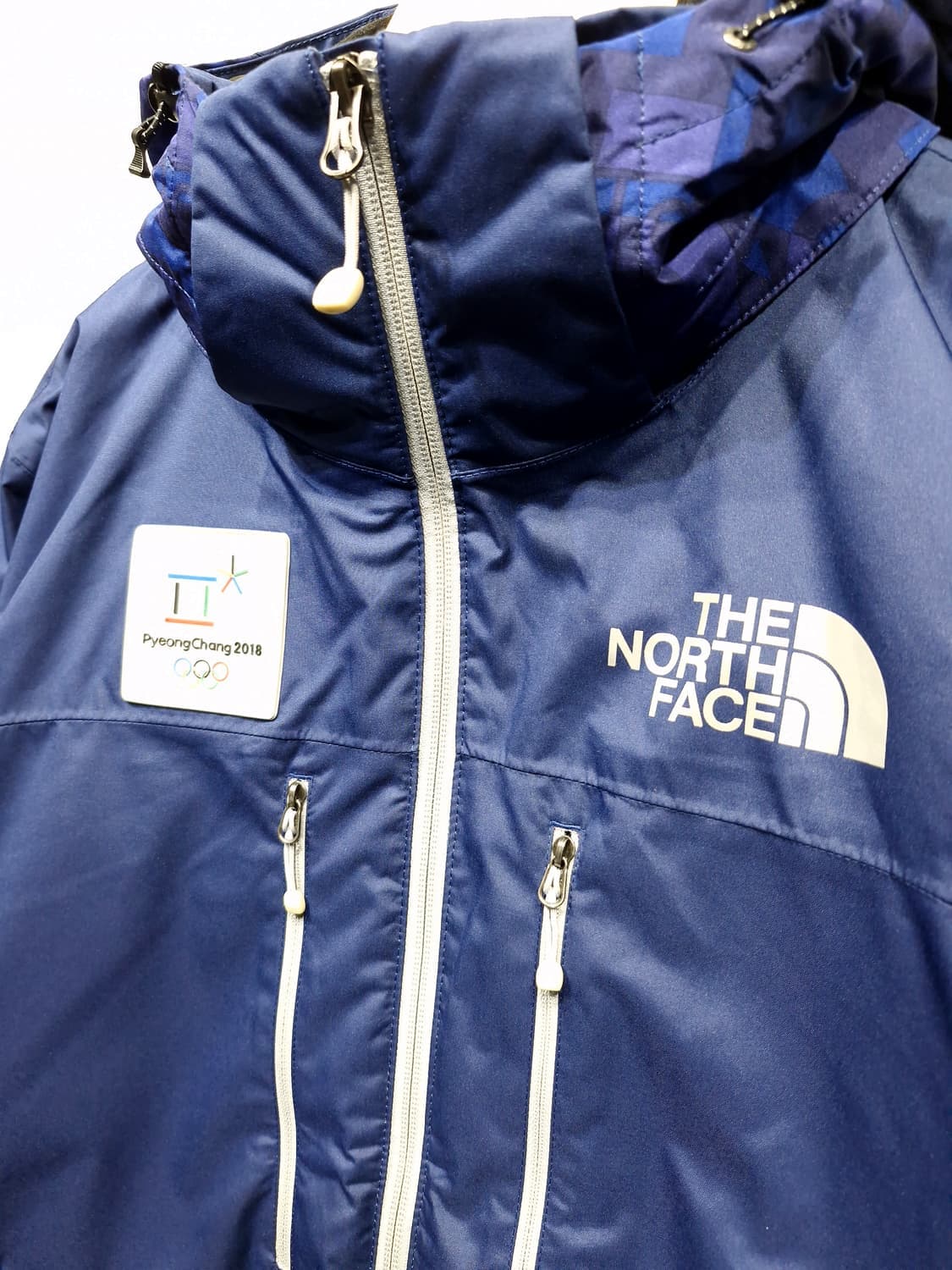 THE NORTH FACE 노스페이스 평창올림픽 한정판 야상점퍼 상품이미지3