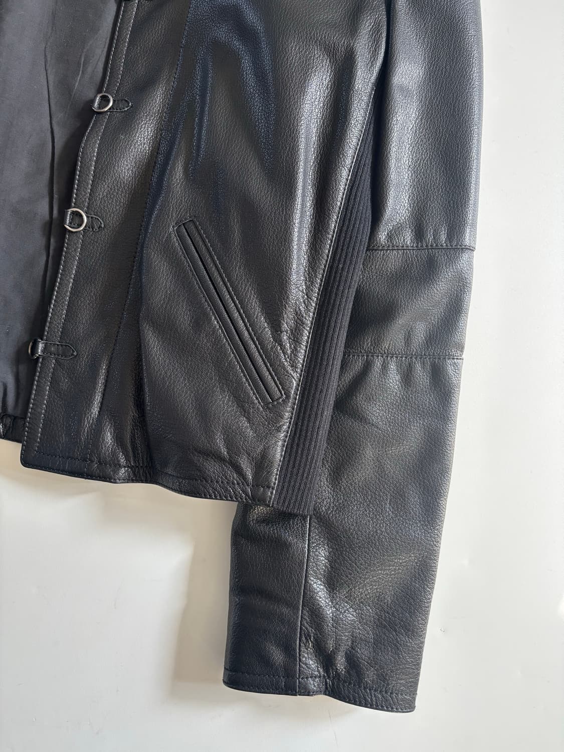 Emporio Armani 엠포리오 아르마니 블랙 레더 자켓 상품이미지8