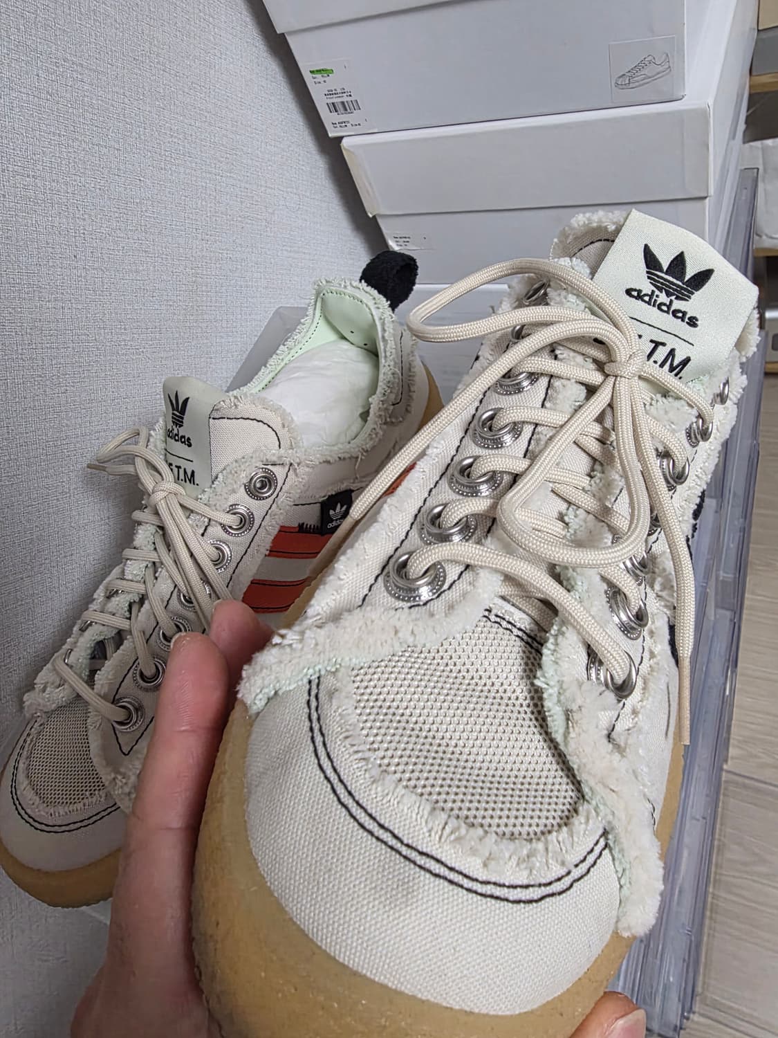 아디다스 x 송 포 더 뮤트 캠퍼스 80s 블리스 코어 블랙 265 상품이미지2