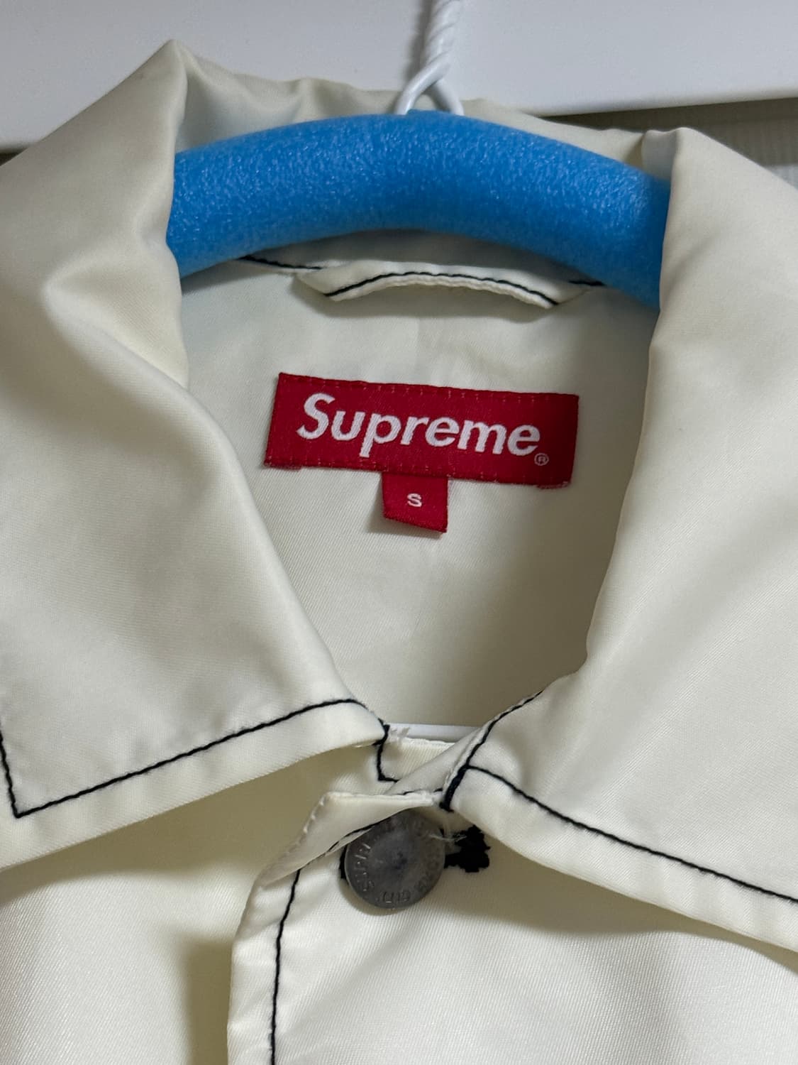 슈프림 초어 자켓 화이트 상품이미지4
